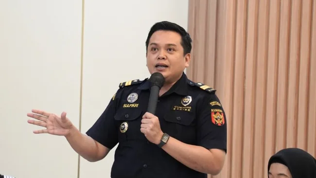 Bea Cukai Sulbagsel Gelar Dialog Kehumasan, Soroti Kekuatan Public Speaking