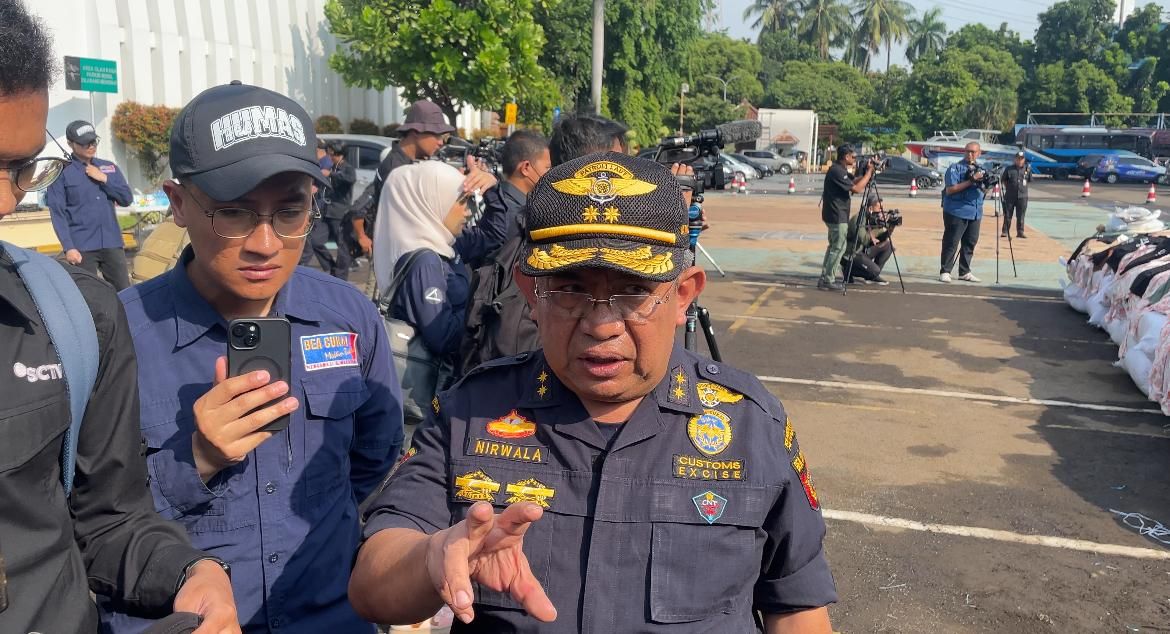 Bea Cukai Pecat 10 Pegawai dan Luncurkan Teknologi AI di 2025