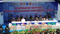 Bea Cukai Sulbagsel Perkuat Pengawasan, Musnahkan Jutaan Rokok dan Minuman Beralkohol Ilegal