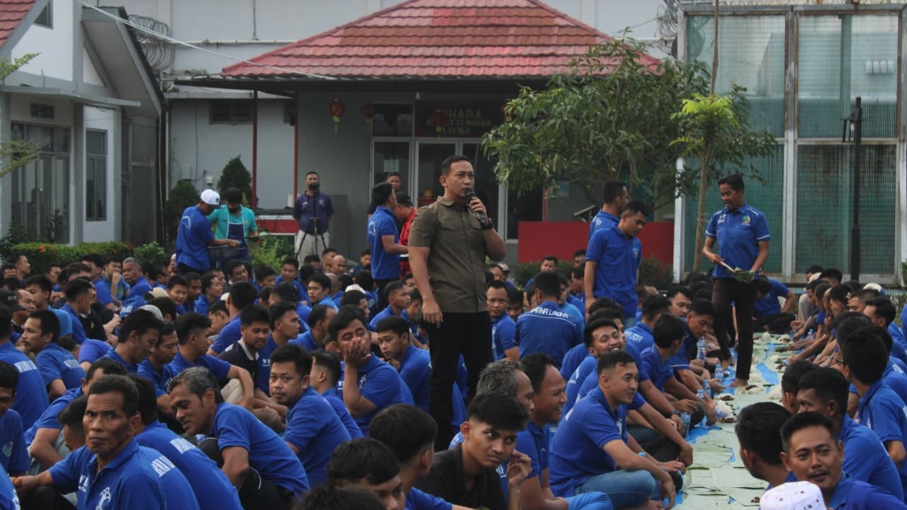 Peringati Hari Lahir Pancasila, Lapas Cikarang Pererat Kebersamaan Melalui Kegiatan Pengarahan dan Makan Bersama Warga Binaan
