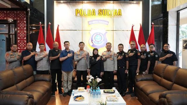 Kapolda Sultra Terima Audiensi Bea Cukai Perkuat Sinergi Berantas Peredaran Rokok Ilegal
